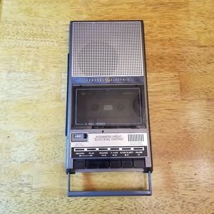 VINTAGE General Electric Cassette Player/Recorder